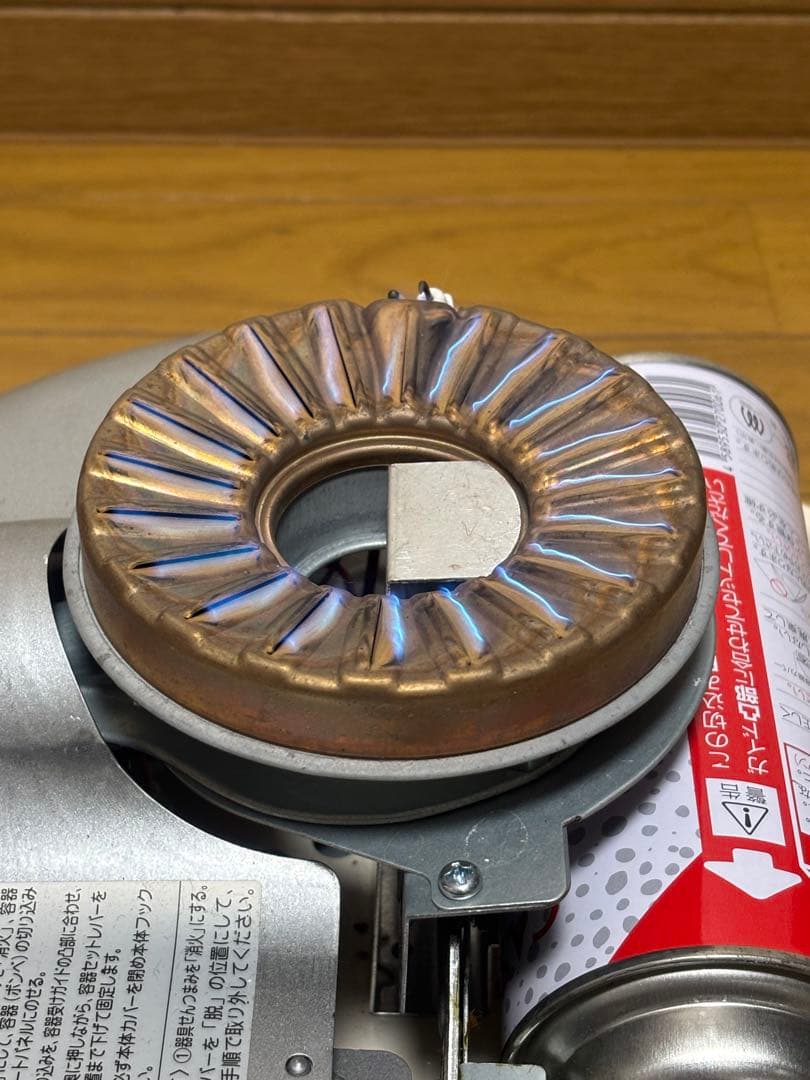 センゴクアラジン　ポータブルガスストーブ　ホワイト