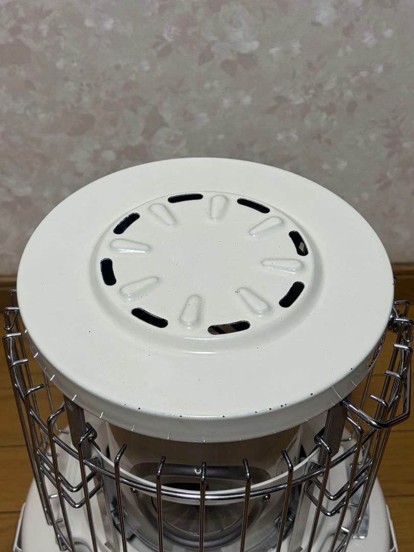 センゴクアラジン　ポータブルガスストーブ　ホワイト