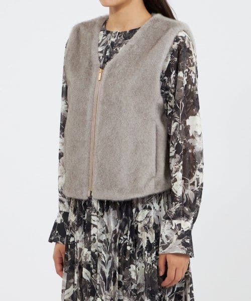 みき！エポカ　エコファーVネックジレ