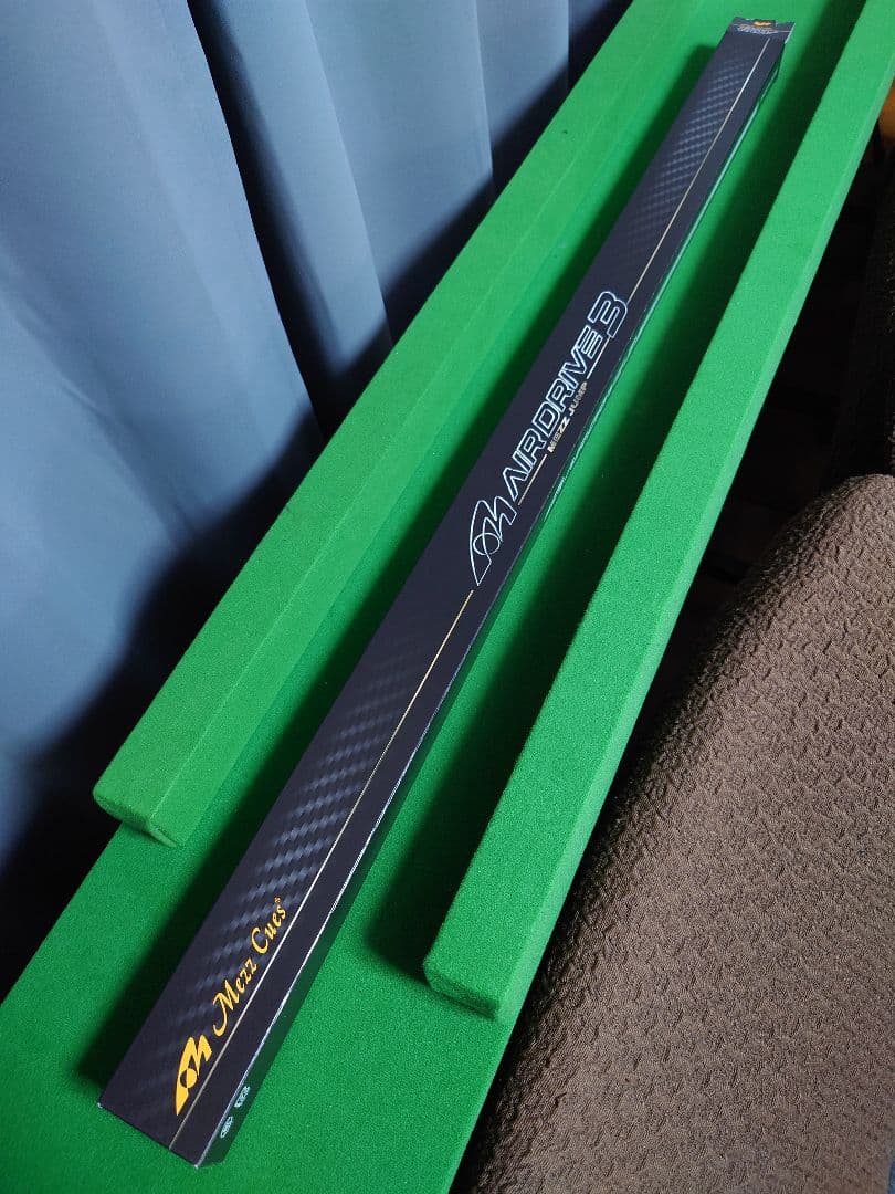 マ*ト様 MEZZ　エアードライブ3　美品ビリヤードジャンプキュー