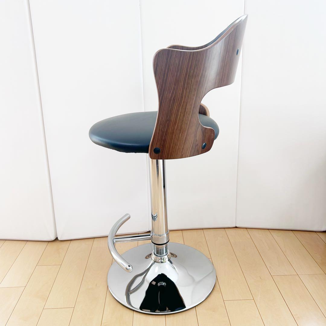 ウォールナット突板　昇降チェア　カウンターチェア　バーチェア　昇降回転式アーム