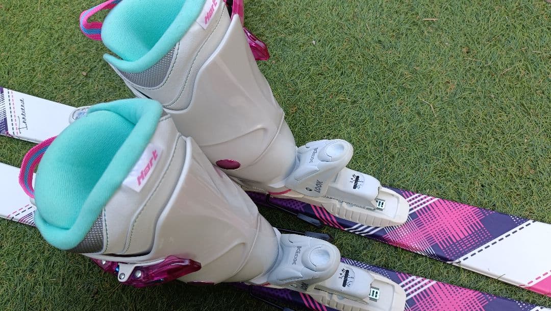 子ども用スキーセット ヘルメットとバッグ付