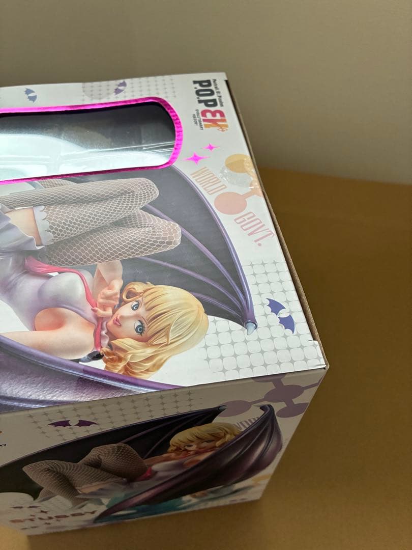 ワンピース STUSSY フィギュア POP 未開封