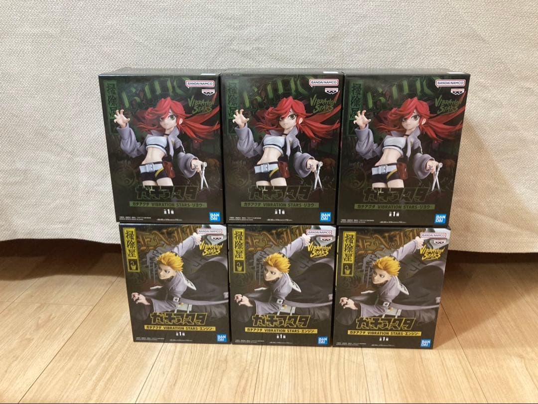 ガチアクタ　フィギュア　2種　エンジン　リヨウ　各3点　計6点