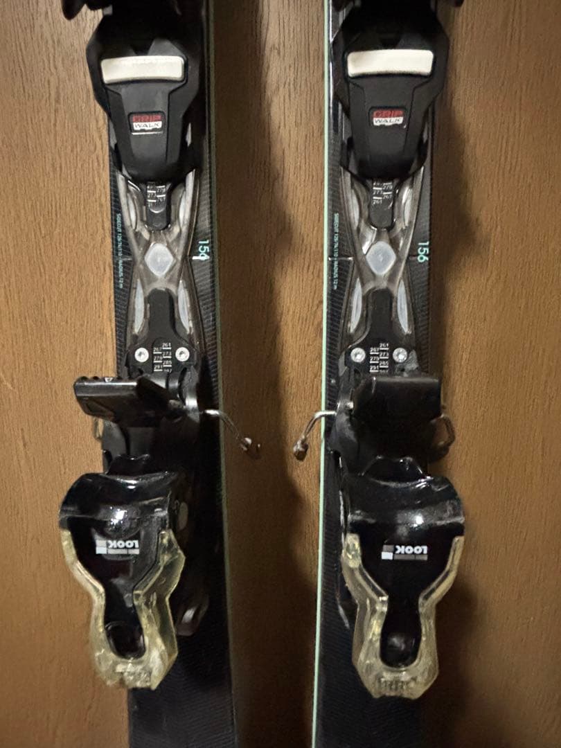 スキー板Rossignol NOVA 6 156cm ビンディング Look