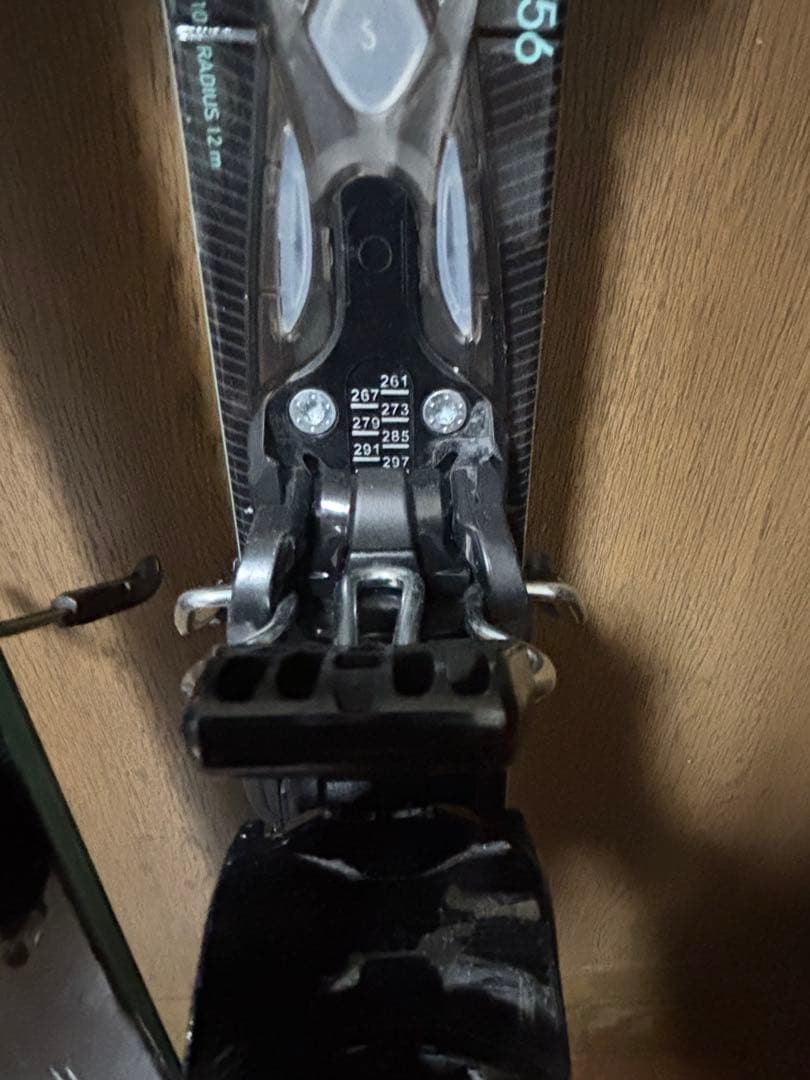 スキー板Rossignol NOVA 6 156cm ビンディング Look