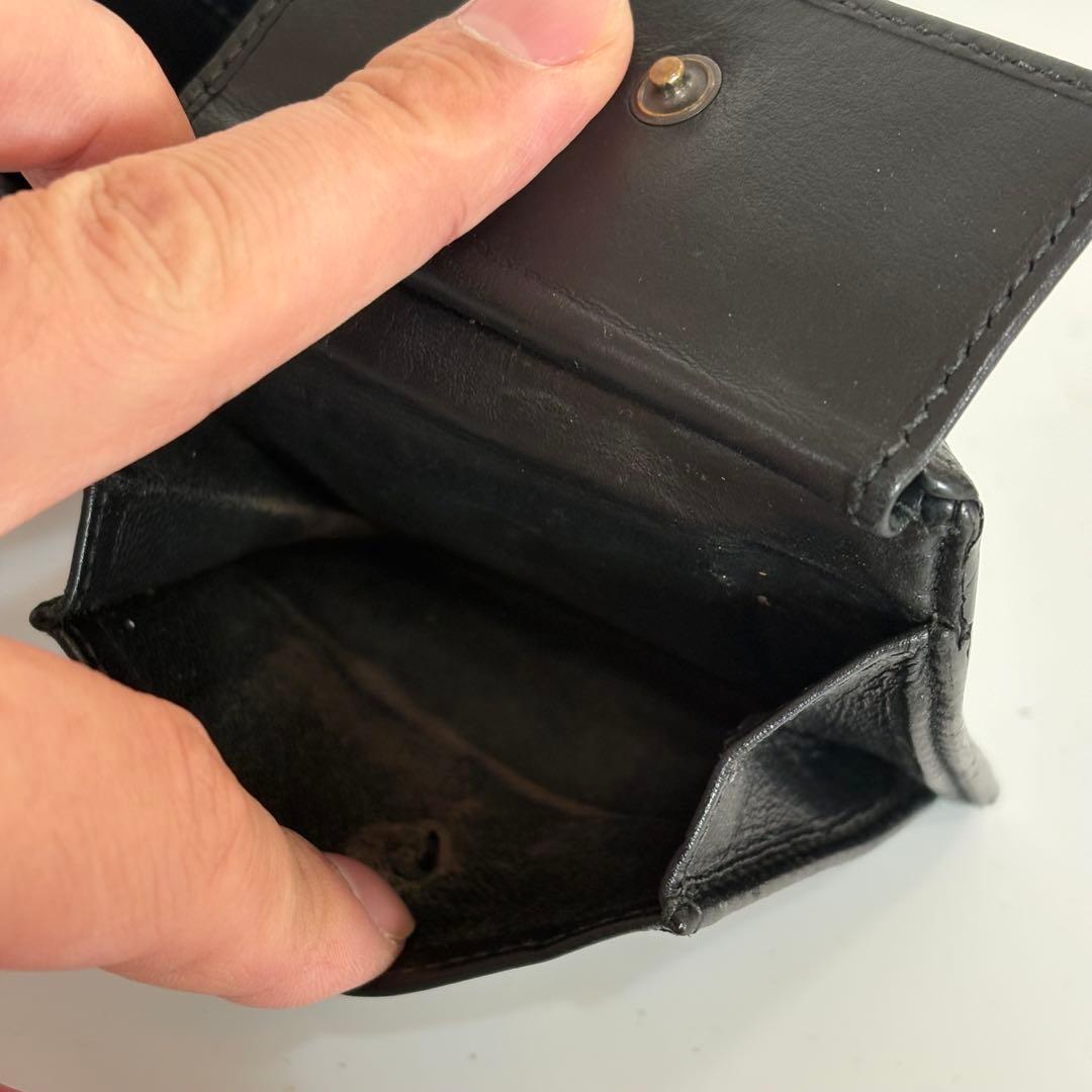 黒のレザー二つ折り財布　ボッテガ