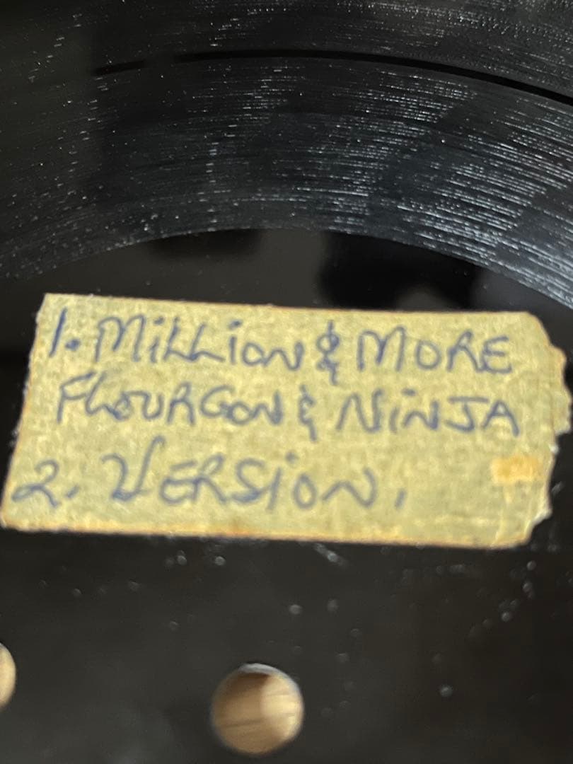 レゲエ洋楽　ダブプレート　ヴォーカル+ヴァージョン４曲入り８０年代