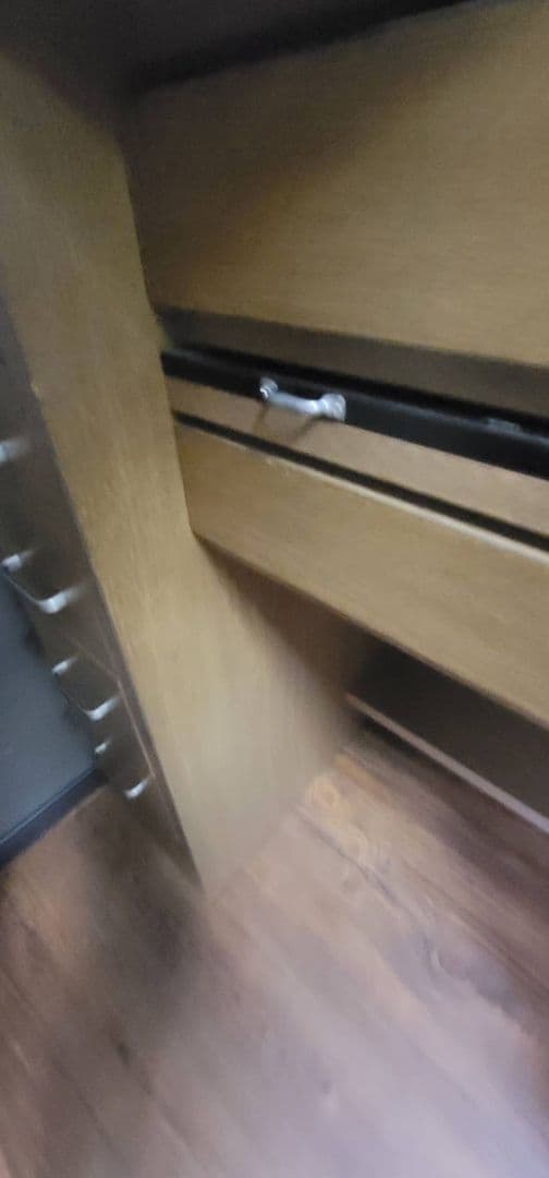 最新【famas7777】　スリーティー彫金デスク両袖　ウォルナットカラー