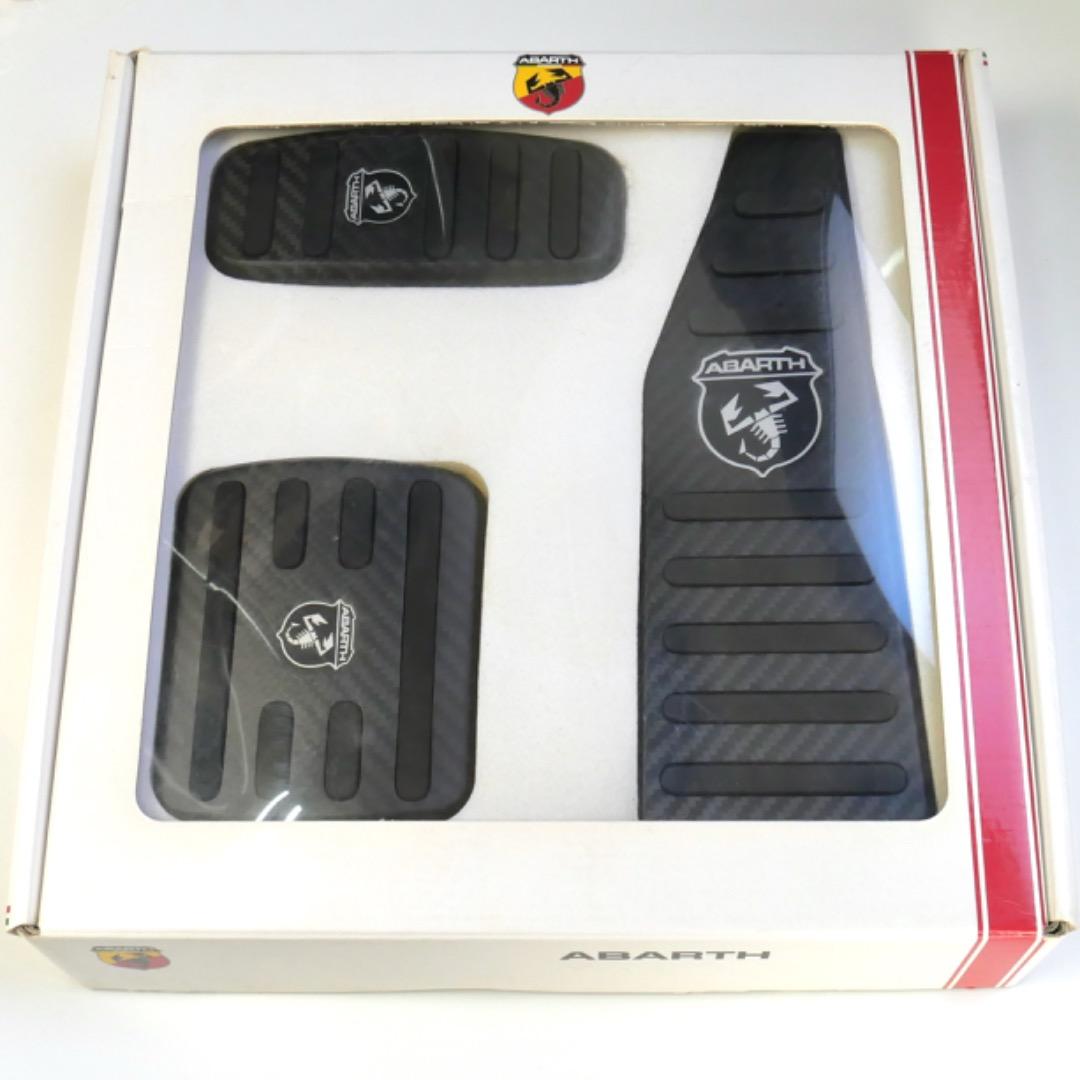 【新品未使用】アバルト純正 カーボンペダルセット 左ハンドルAT（3ペダル）用