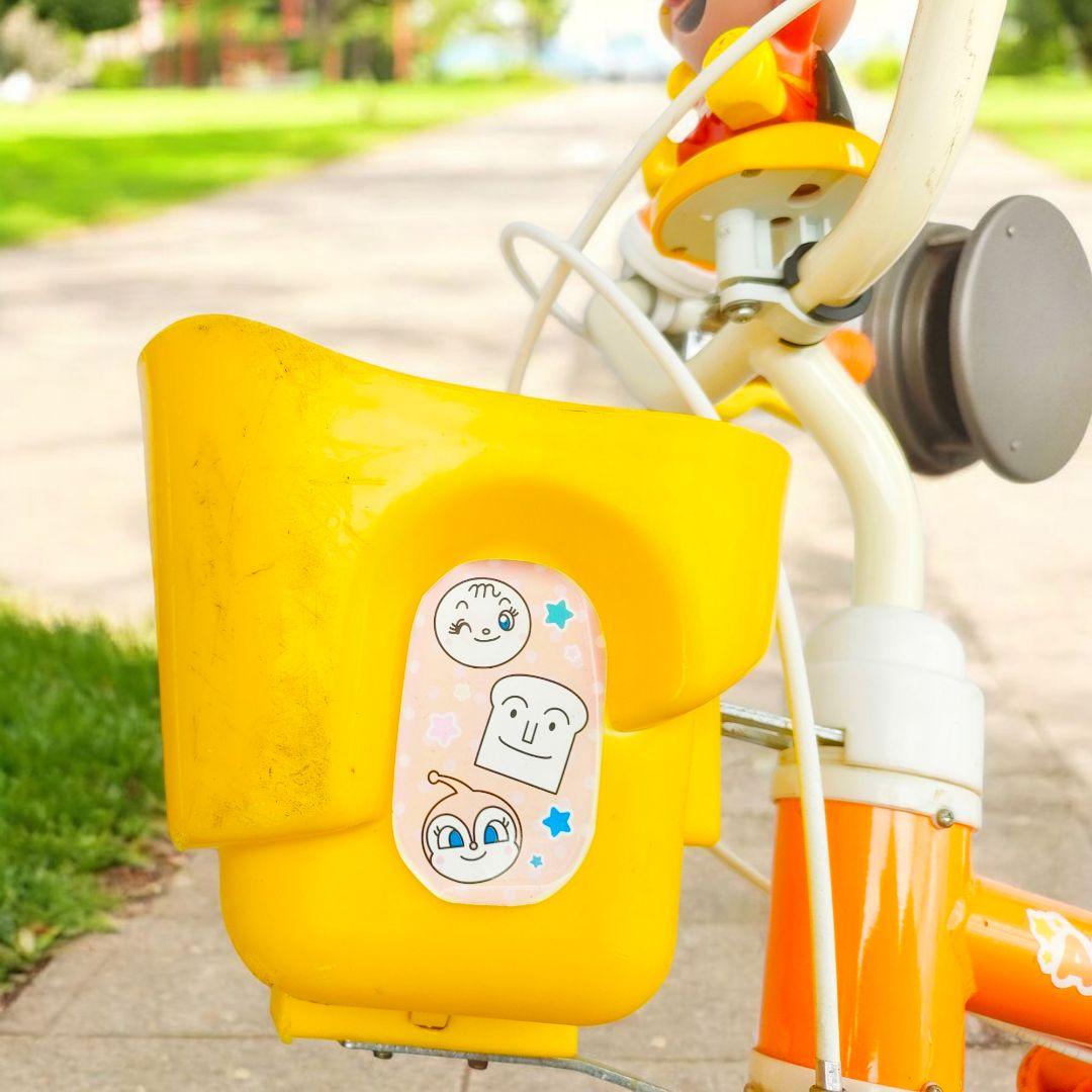 ⭐️只今値下げ中⭐️アンパンマン　12インチ　舵付き補助輪付き　自転車　幼児