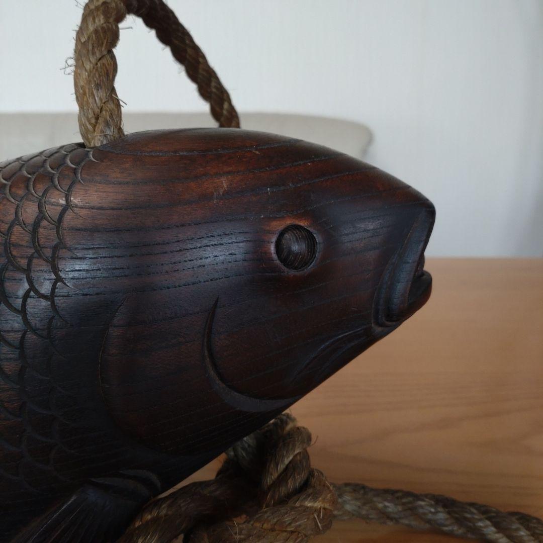 自在鉤　木彫り　鯉