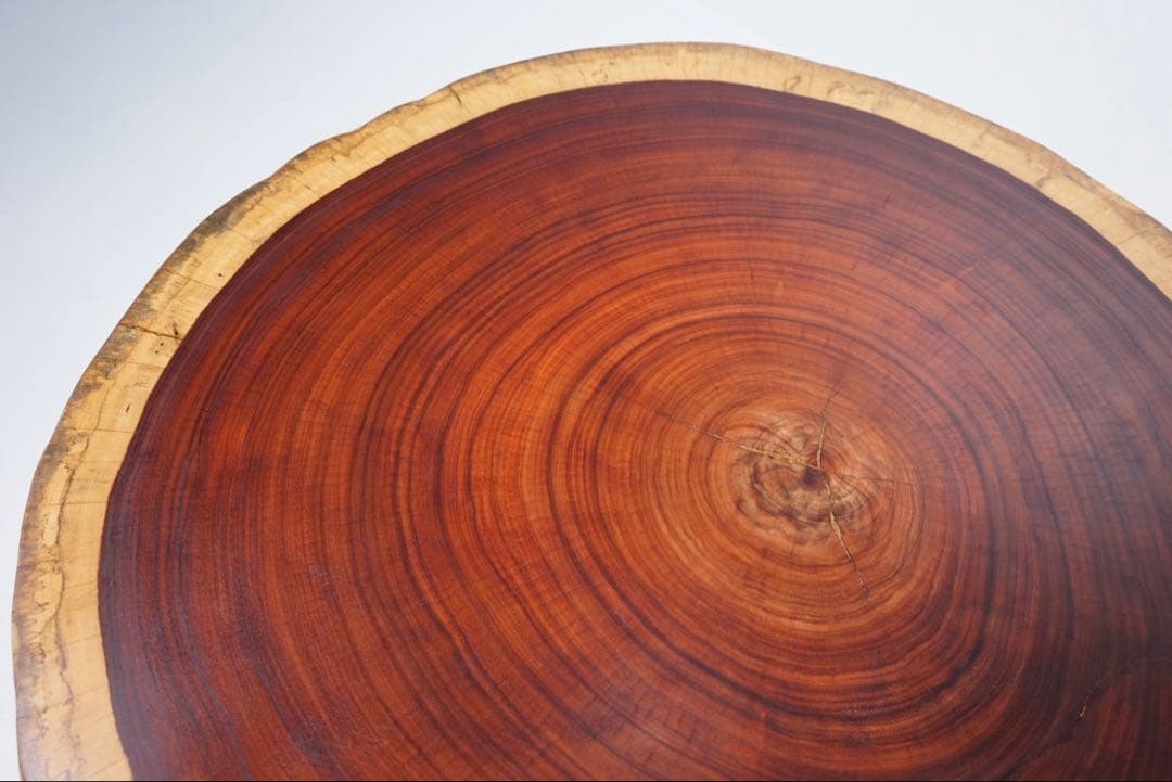 【ヒビありの為激安！】一枚板　テーブル　カフェテーブル　一本脚　輪切り