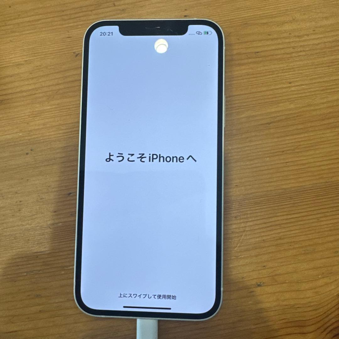 ③Apple iPhone 12 ホワイト 本体　１２８Ｇ