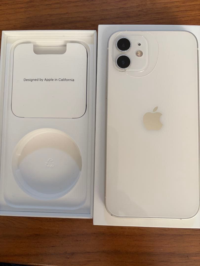 背面ヒビ有りiPhone12 64G SIMフリー ホワイト