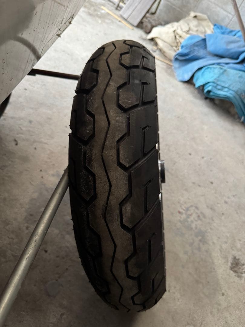 ゼファー400、ZRX400キャストホイール