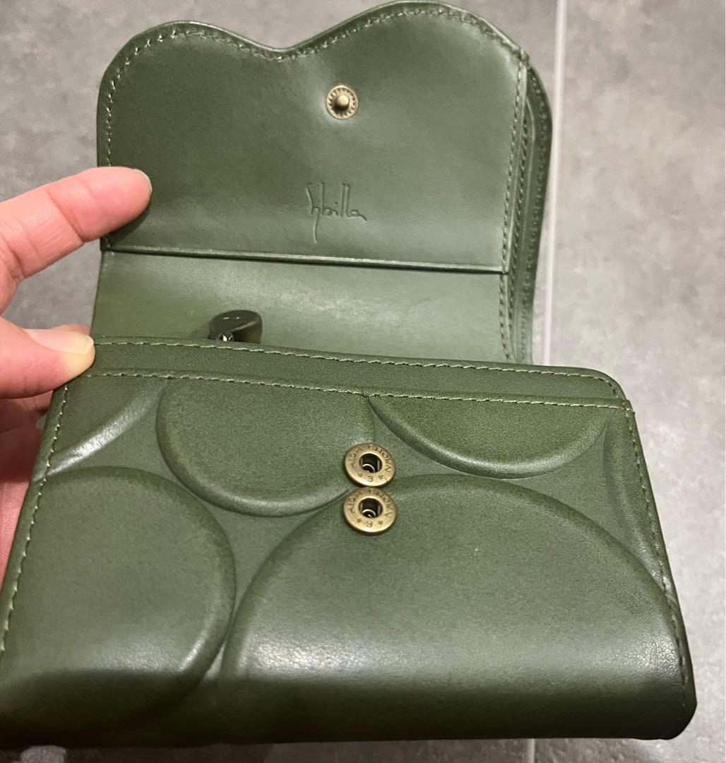 シビラ　シルクロ　二つ折り財布