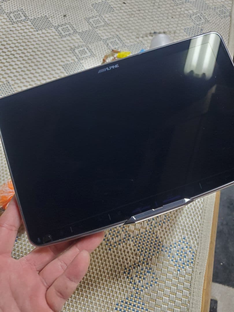 美品alpine daf9z　HDMIケーブル付き　早いもの勝ち