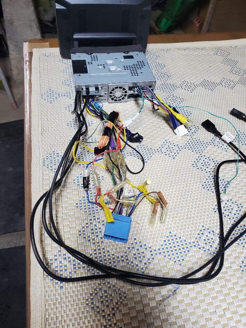 美品alpine daf9z　HDMIケーブル付き　早いもの勝ち