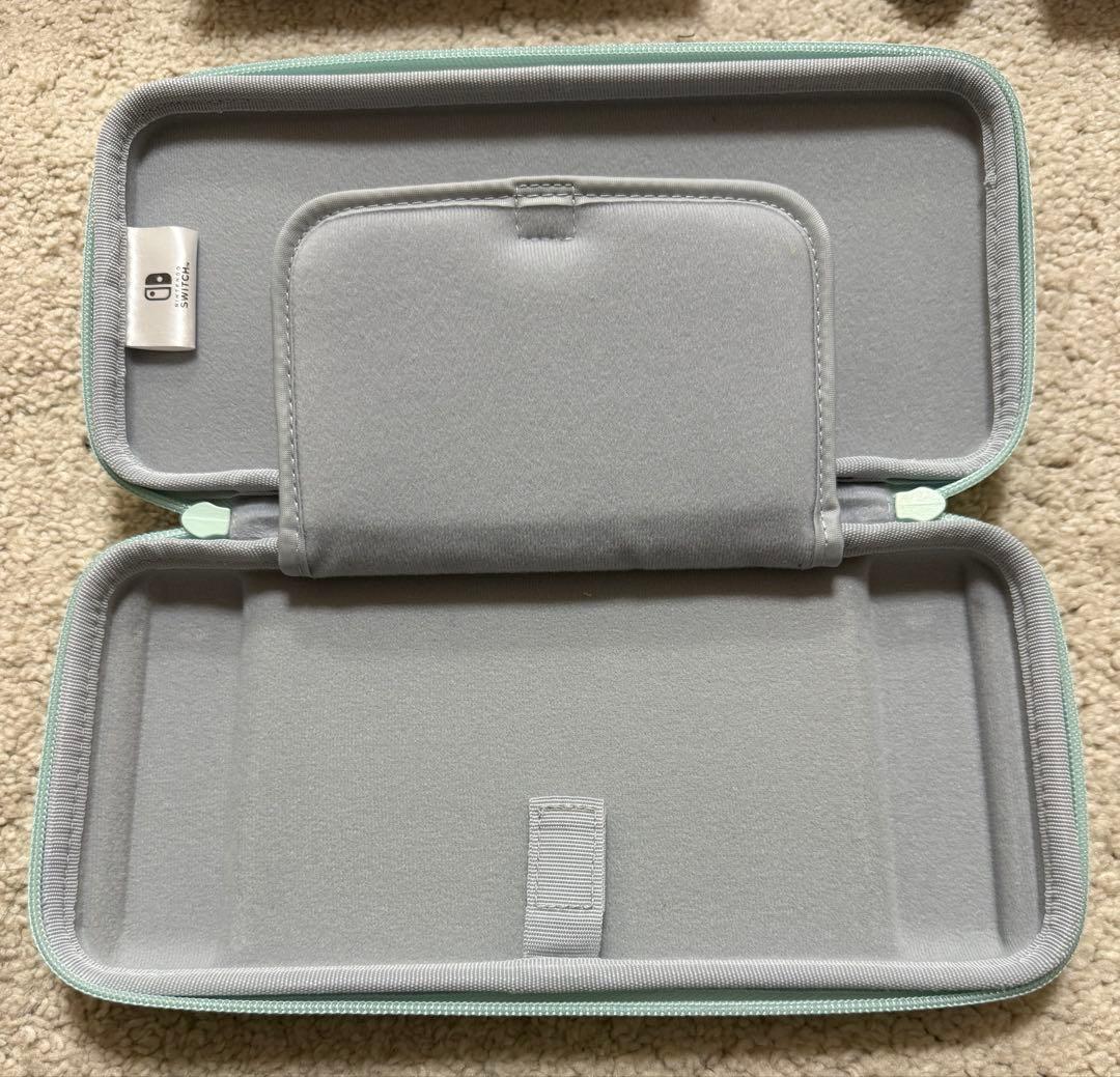 任天堂 Nintendo Switch 本体有機ELモデル ホワイト　ケース付