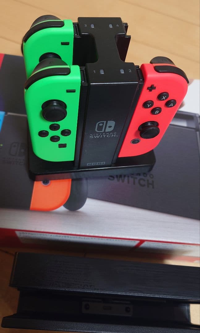 【美品】超お買い得！Nintendo Switch&ソフト2本&周辺機器セット