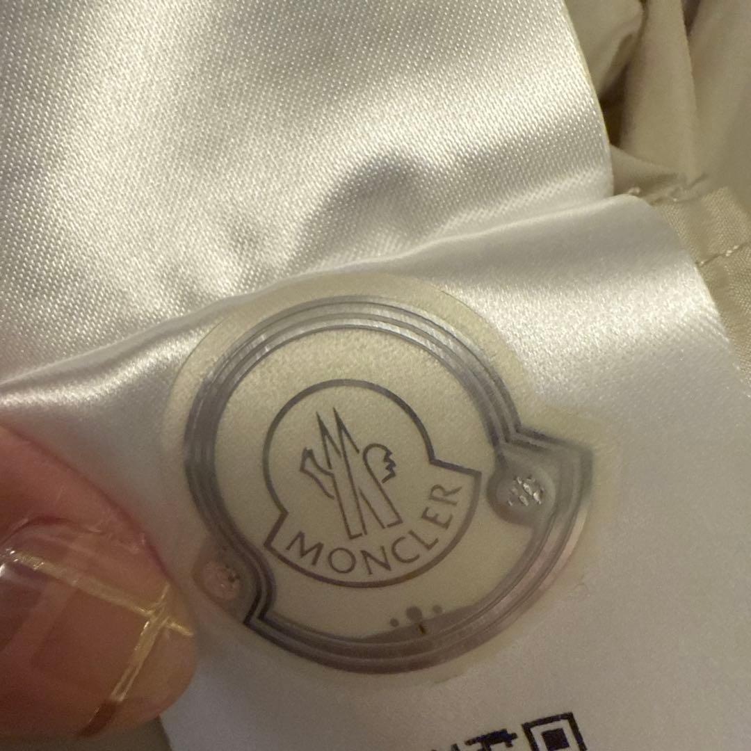 希少★最終値下げ★モンクレール 5A フード付きジャケット