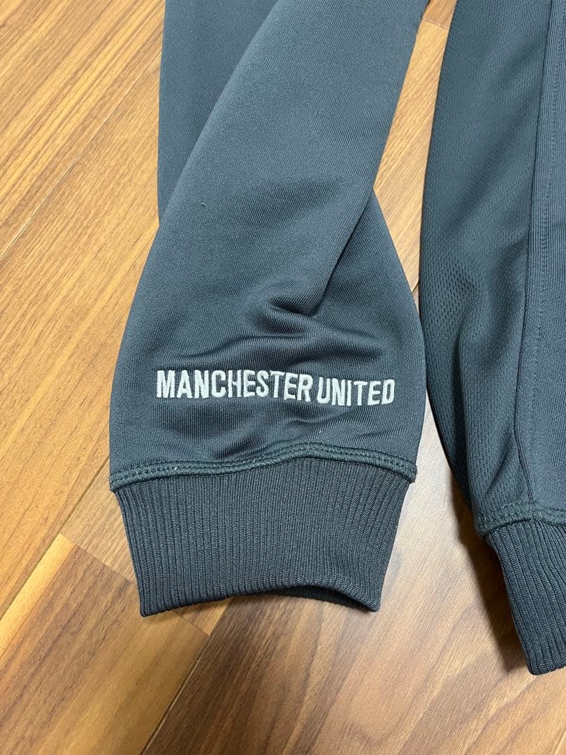 Nike マンチェスター・ユナイテッド スウェットシャツ