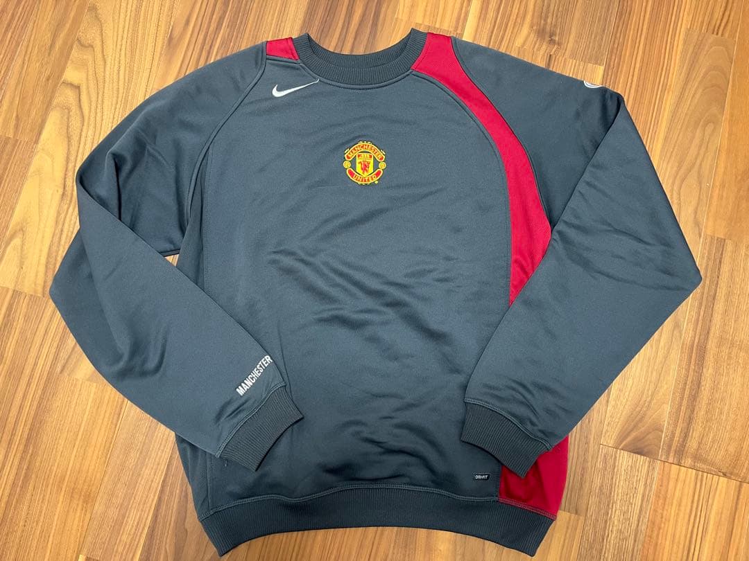Nike マンチェスター・ユナイテッド スウェットシャツ