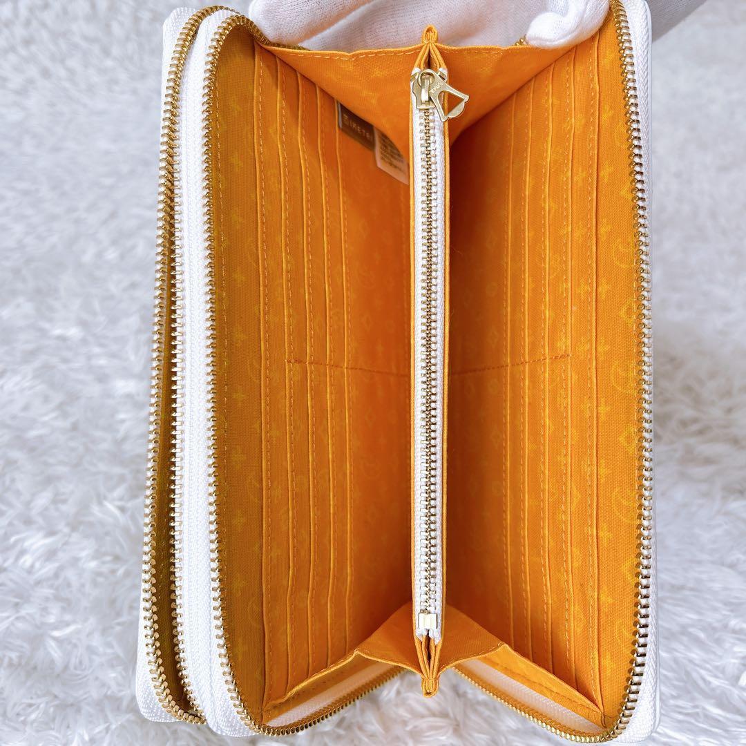 極美品✨CASTELBAJAC プルトン　クラッチバッグ　ホワイト　財布