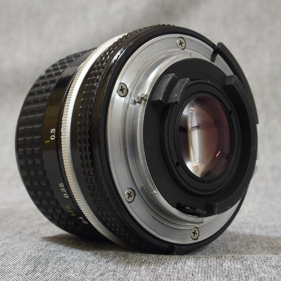 Nikon NIKKOR Ai 24mm f/2.8 広角レンズ