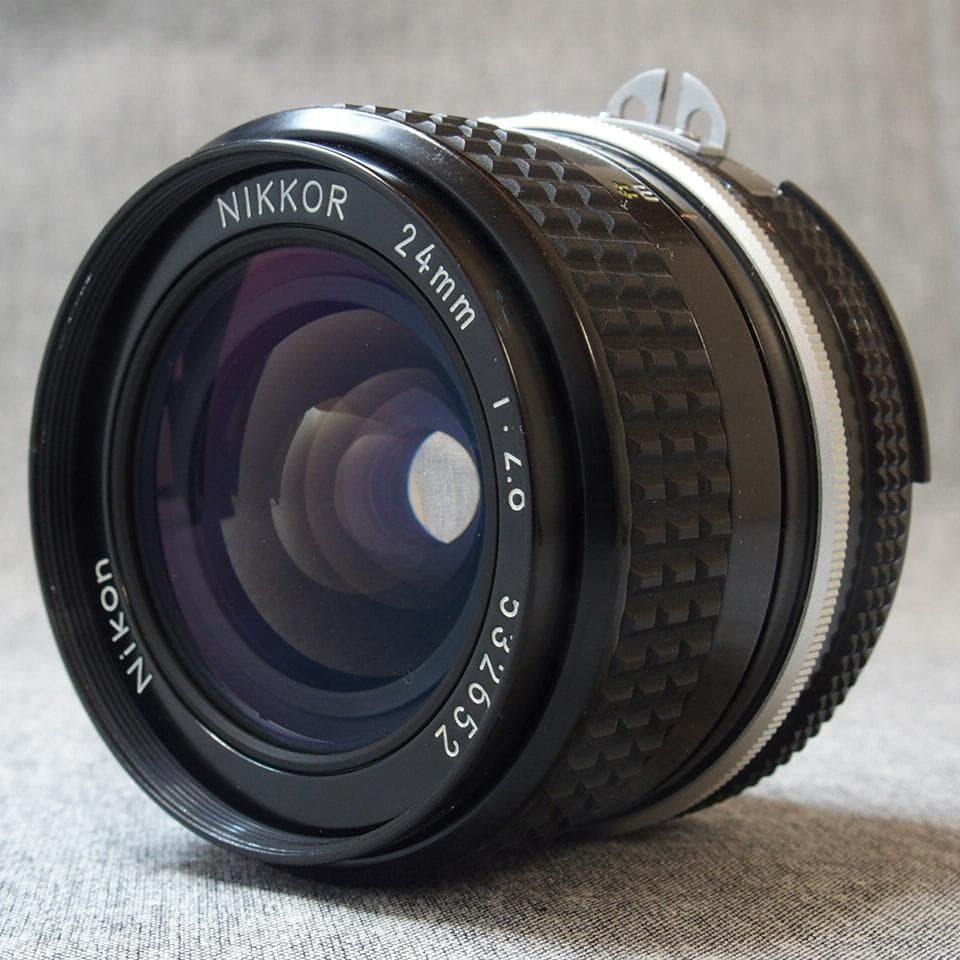 Nikon NIKKOR Ai 24mm f/2.8 広角レンズ