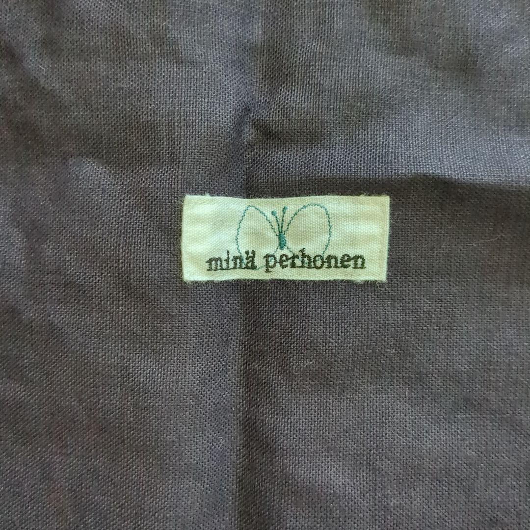 新品 ミナペルホネンminaperhonen エプロン choucho ネイビー