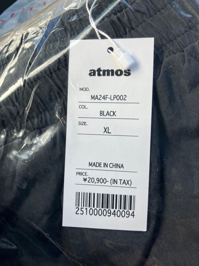 ATOMS サイドストライプ 黒パンツ　トラックパンツ