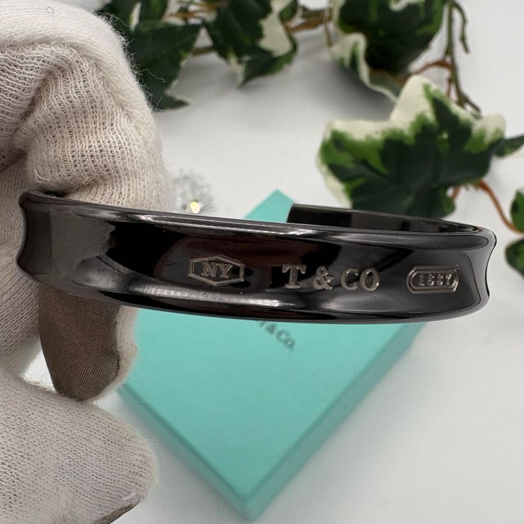 【ゆう様】ティファニー 1837 ナロー バングル チタン ブラック