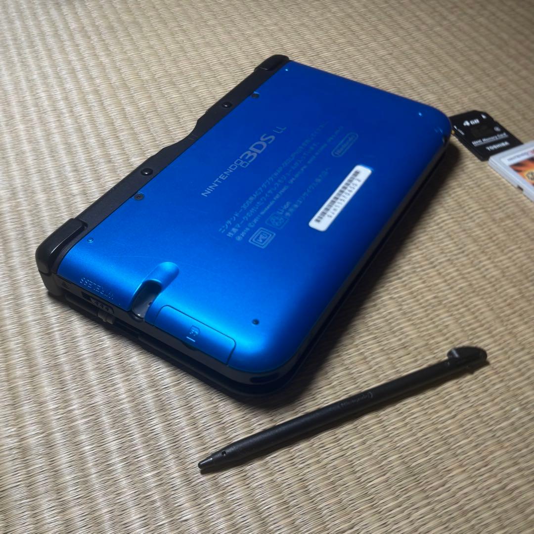 美品 Nintendo 3DS LL ブルー 動作良好 ソフト 付属