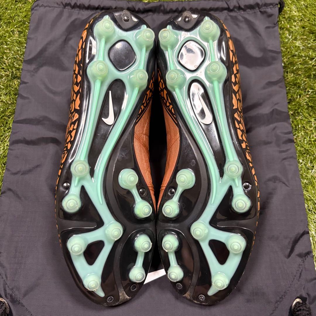 シューズ NIKE Hypervenom Finish HG-E 28cm