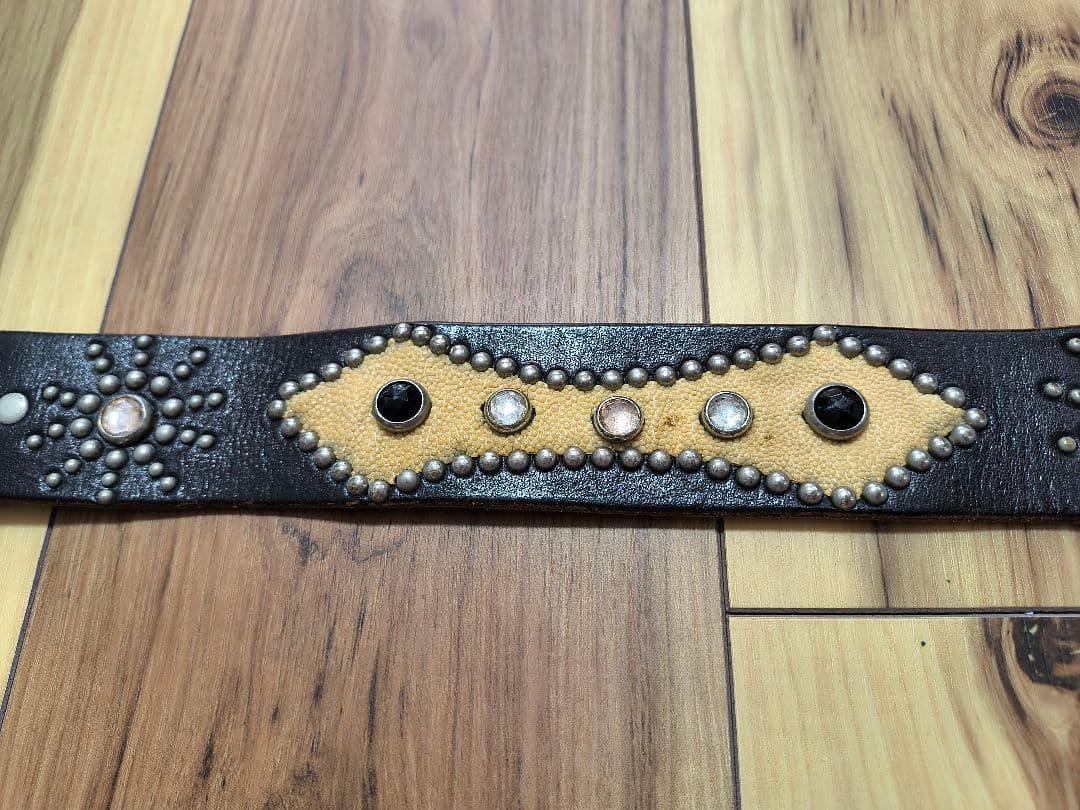 HTC スタッズレザーベルト