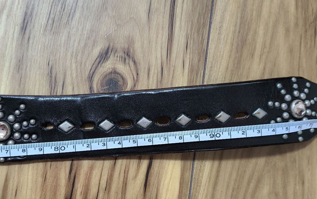 HTC スタッズレザーベルト