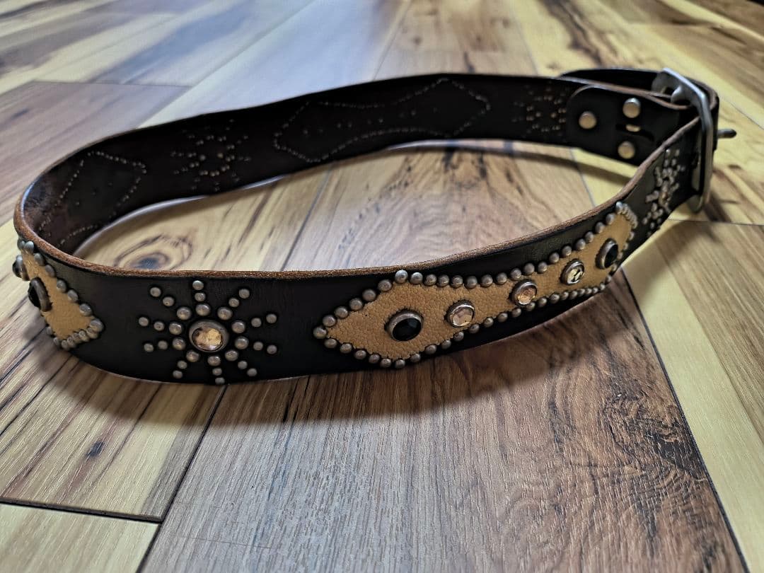 HTC スタッズレザーベルト