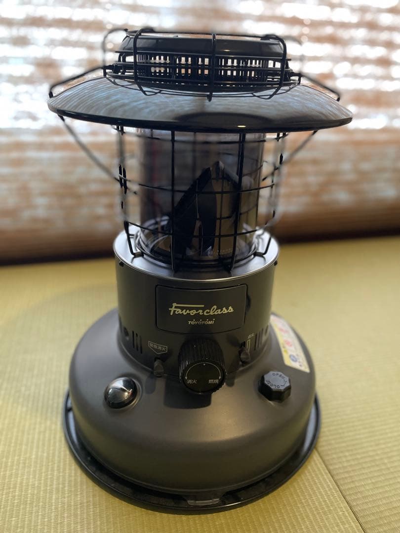 【新品未使用】トヨトミストーブTOYOTOMI RL-F250 黒　石油ストーブ