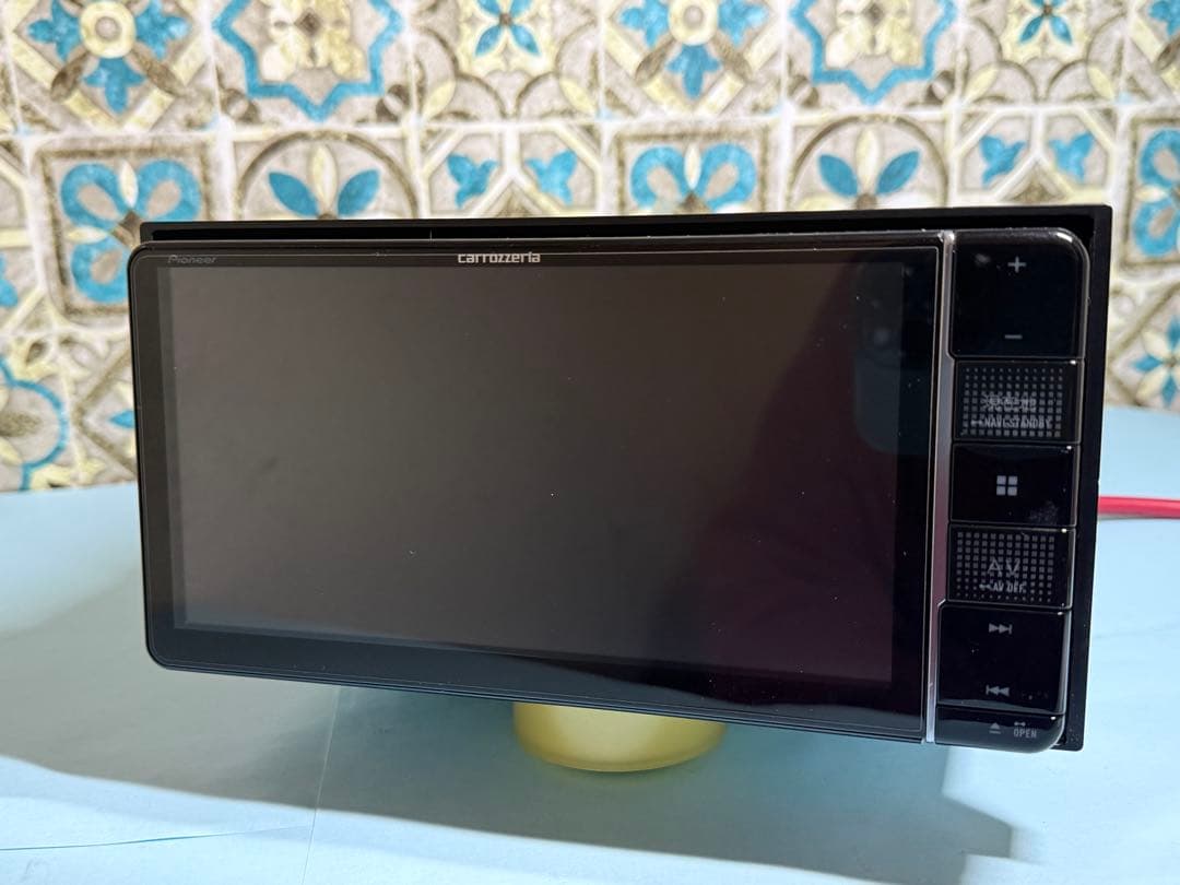 カーナビ AVIC-TW712- 2021. Carrozzeria.