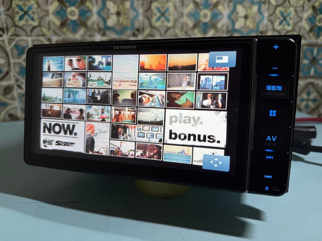 カーナビ AVIC-TW712- 2021. Carrozzeria.