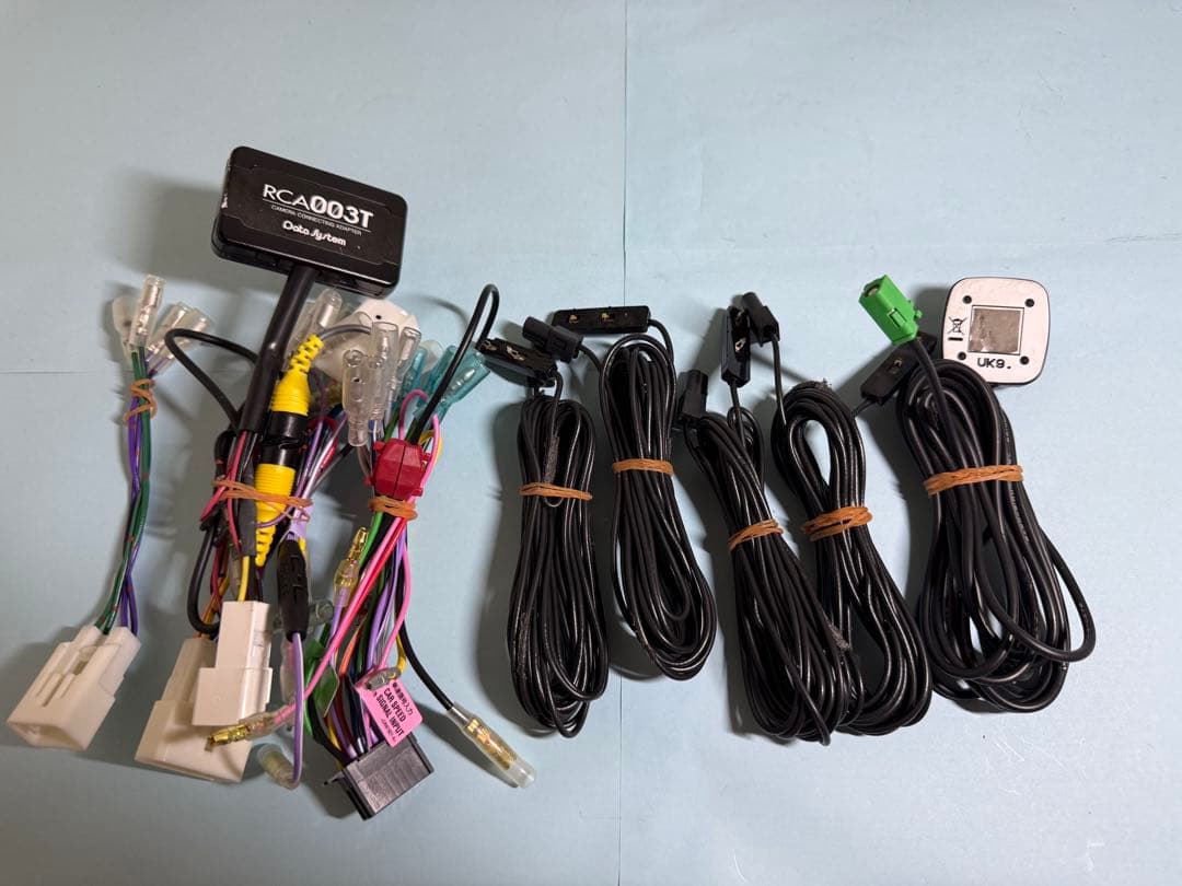 カーナビ AVIC-TW712- 2021. Carrozzeria.