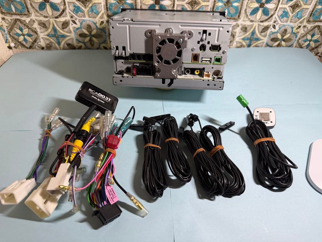 カーナビ AVIC-TW712- 2021. Carrozzeria.