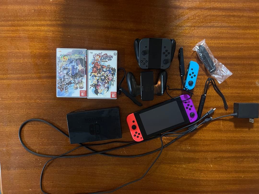 Nintendo Switch 本体 +周辺機器セット +Switchソフト2本