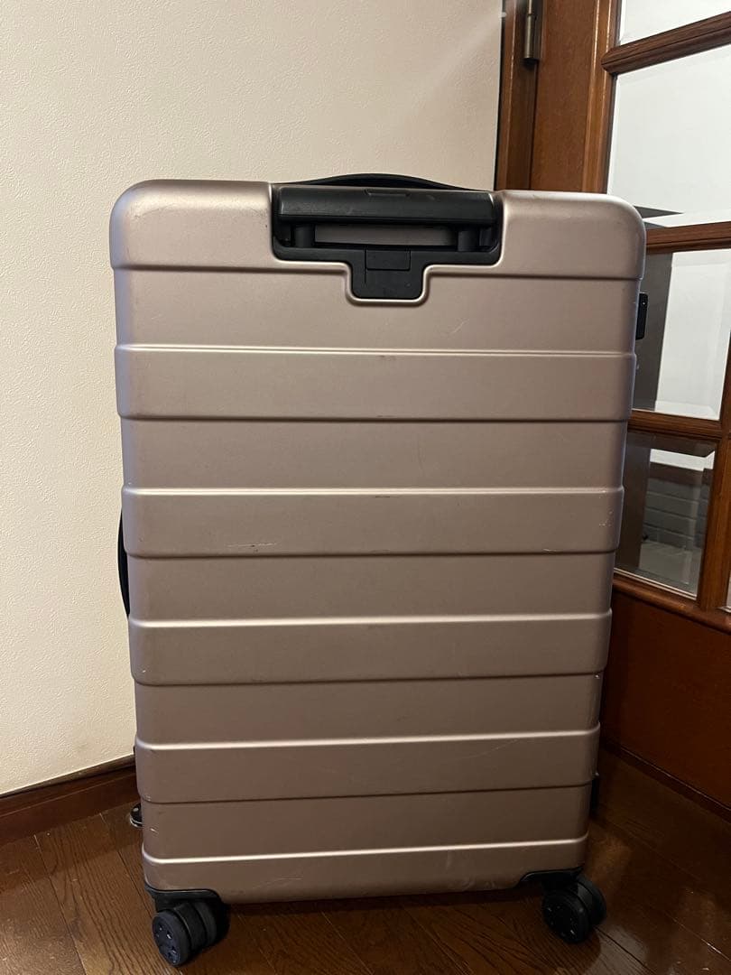 無印良品 バーを自由に調節できる ハードキャリーケース 75L サンドベージュ