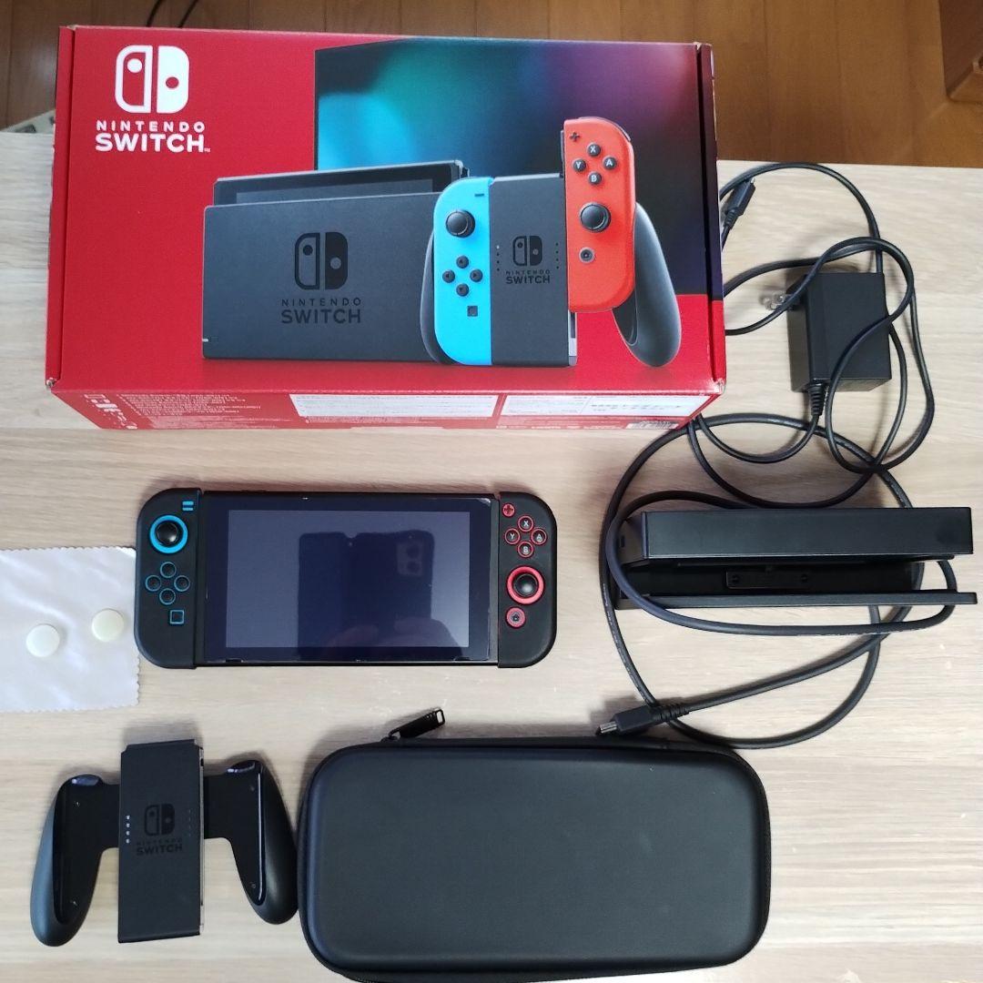 Nintendo Switch 本体　セミハードケース付