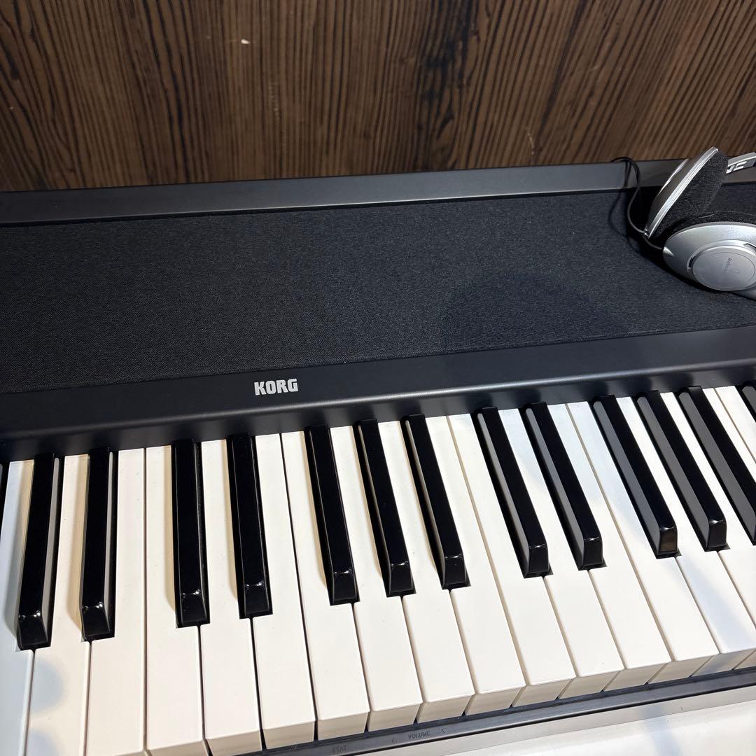 コ*コ様 美品　KORG B2N 電子ピアノ 88鍵 ペダル 譜面台 正常動作品