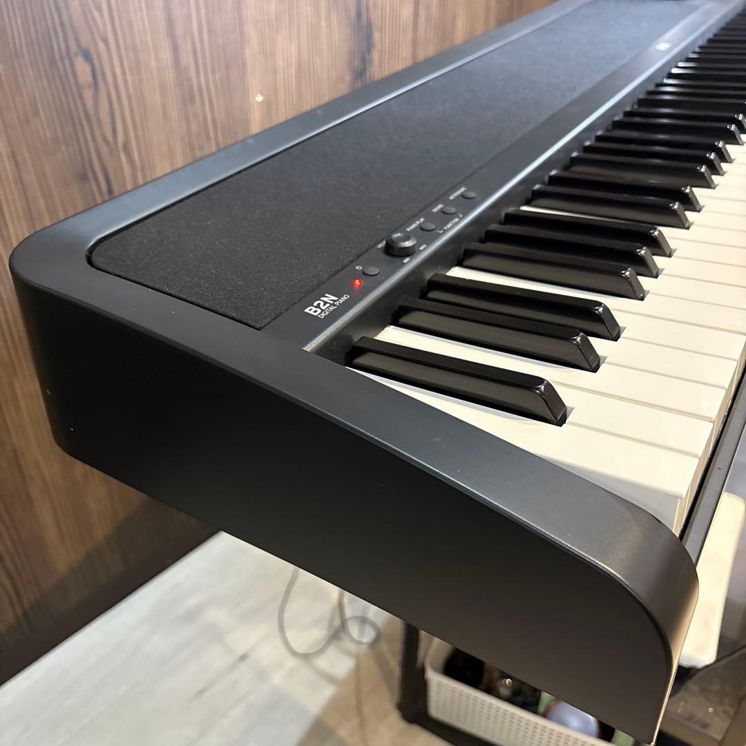 コ*コ様 美品　KORG B2N 電子ピアノ 88鍵 ペダル 譜面台 正常動作品