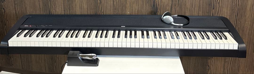 コ*コ様 美品　KORG B2N 電子ピアノ 88鍵 ペダル 譜面台 正常動作品